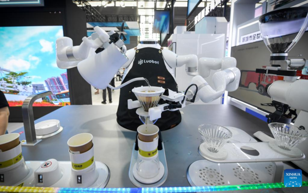 Over 5,600 Exhibitors Attend China Hi-Tech Fair in Shenzhen