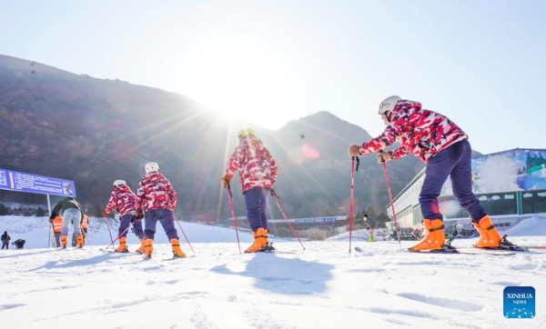 People's Daily Life During New Year Holiday Across China