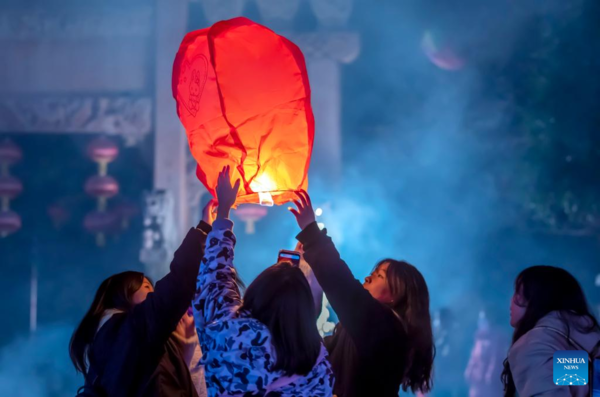 People's Daily Life During New Year Holiday Across China