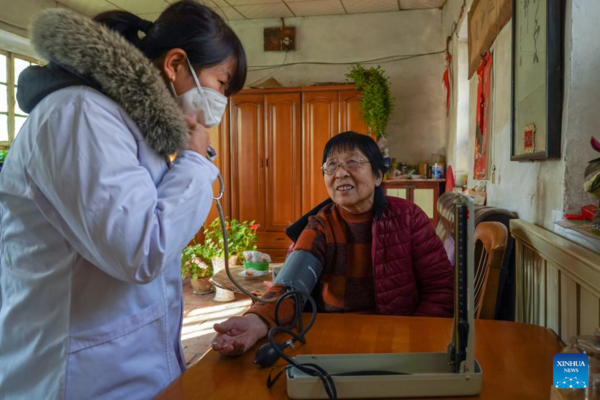 Villagers Get Access to Medical Treatment in Rural Areas in East China's Shandong
