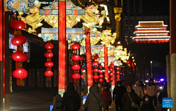 Tourists Enjoy Spring Festival Atmosphere in Shenyang, NE China