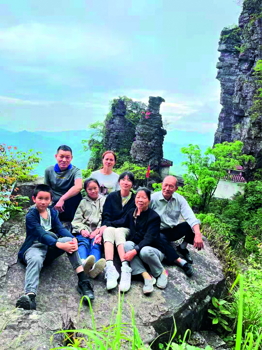 Family of 'Red History' Takes Root in Jinggangshan