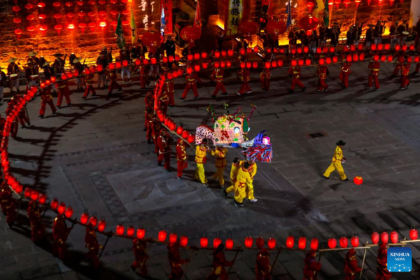 Various Folk Cultural Activities Held to Welcome Upcoming Lantern Festival in China