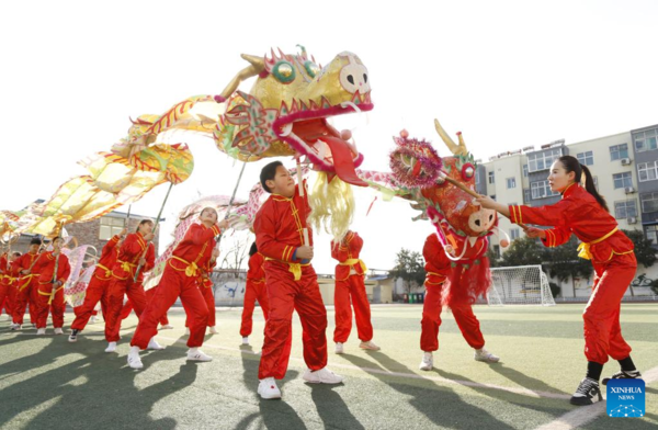 People Greet Longtaitou Day Across China