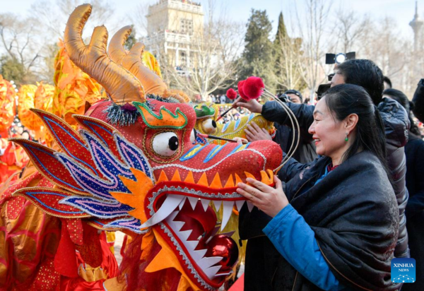 People Greet Longtaitou Day Across China