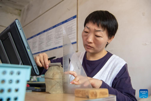 Across China: All-Woman Team Dedicated to Archaeological Work in China's Chongqing