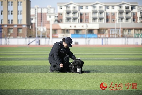 Young Policewoman Fulfils Her Passion as Police Dog Trainer