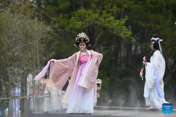 Activities Held to Celebrate Hua Zhao Jie in Hangzhou, E China