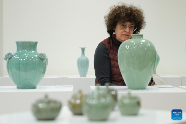 'Longquan City Celadon Art' Exhibition Held in Brussels, Belgium