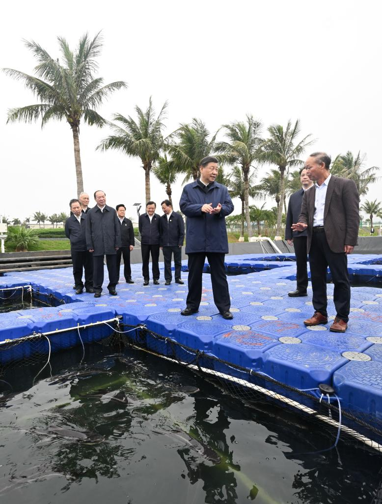 Xi Inspects South China's Guangdong Province