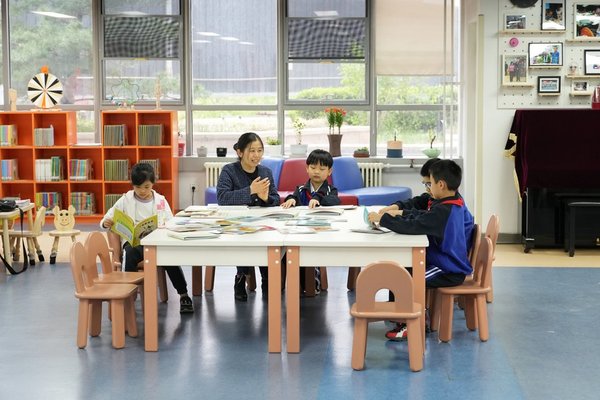 Xinhua Headlines: Digital Tech Demolishing Reading Barriers for Visually Impaired