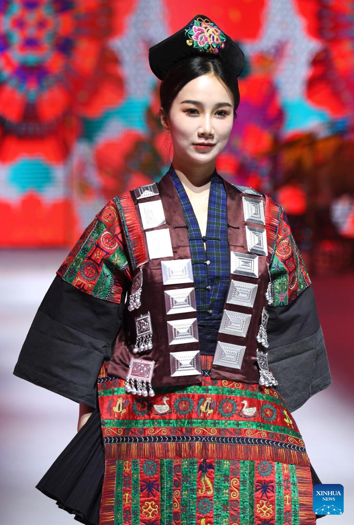 Ethnic Costume Show Held in Nanning, S China