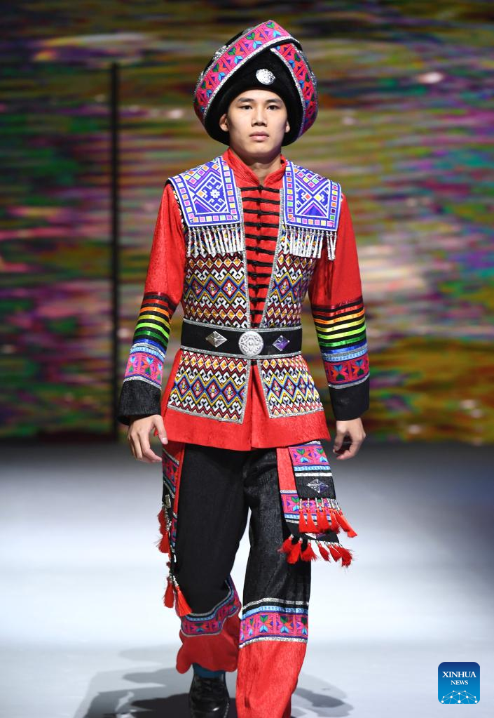 Ethnic Costume Show Held in Nanning, S China