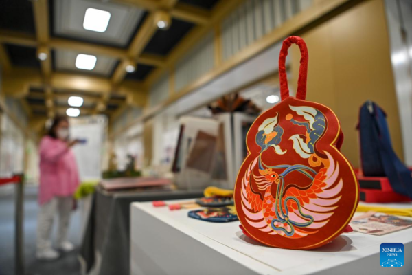 Cultural and Creative Products Showcased at Metro Station in N China