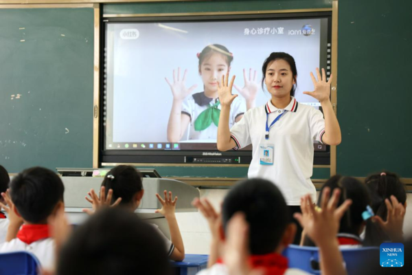 Various Activities Themed on Eye Caring Held at Schools Across China