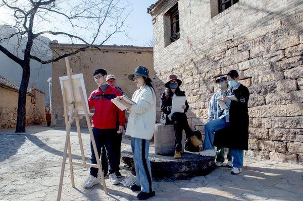 Art Enriches Cultural Life in China's Rural Regions
