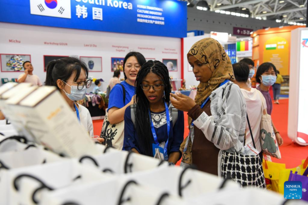 19th China International Cultural Industries Fair Closes in Shenzhen