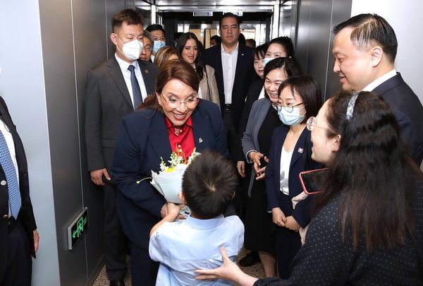 Xiplomacy: Historic Meeting Guides Development of China-Honduras Relations