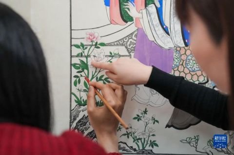 Chinese Painting Techniques Inspire Indian Painter