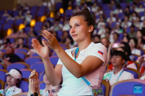 Concert Dreams of Midsummer Held in Chengdu