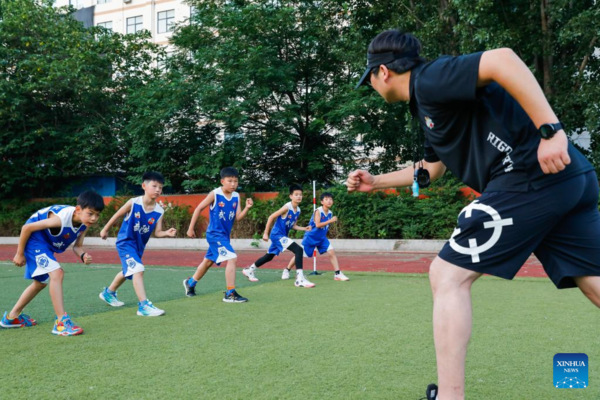 With an assist from the Denver Broncos, Colorado becomes 11th state to sanction girls flag football