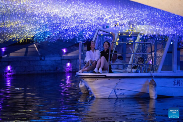 Along Banks of Seine & Liangma Rivers: Summer Urban 'Living Rooms' of Paris & Beijing