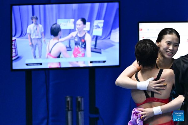 China's Quan and Chen Storm to Women's Sychronized 10m Platform Victory