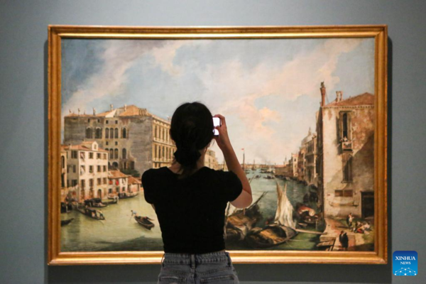 Exhibition of Paintings Spanning Six Centuries Opens to Public in Shanghai