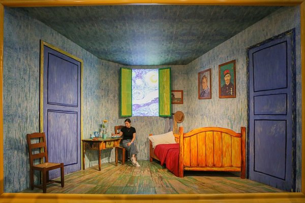 Economy&Life | Immersed in Art During Night Hours in E China's Shanghai