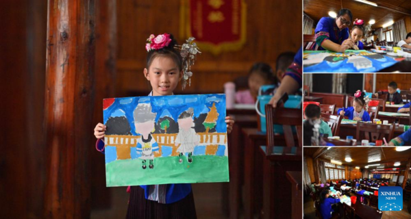 Students Learn About Intangible Cultural Heritages in Summer Vacation in Guangxi, S China