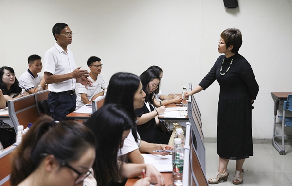 CCTF Holds Training Session for Guizhou's Middle School English Teachers at BFSU