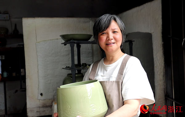 German students experience traditional tea culture in China