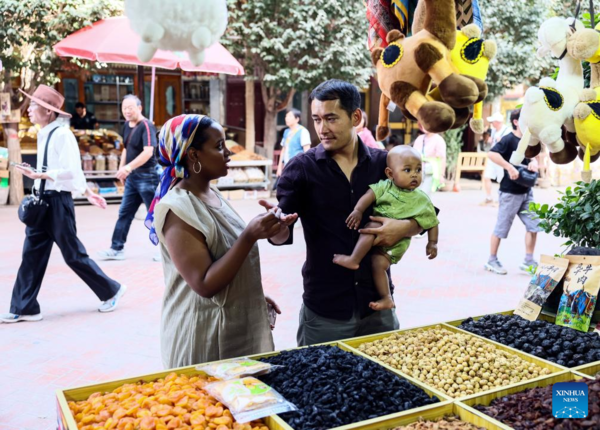 Transnational Couple Run Cafe in Xinjiang's Kashgar