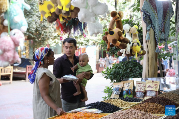 Transnational Couple Run Cafe in Xinjiang's Kashgar