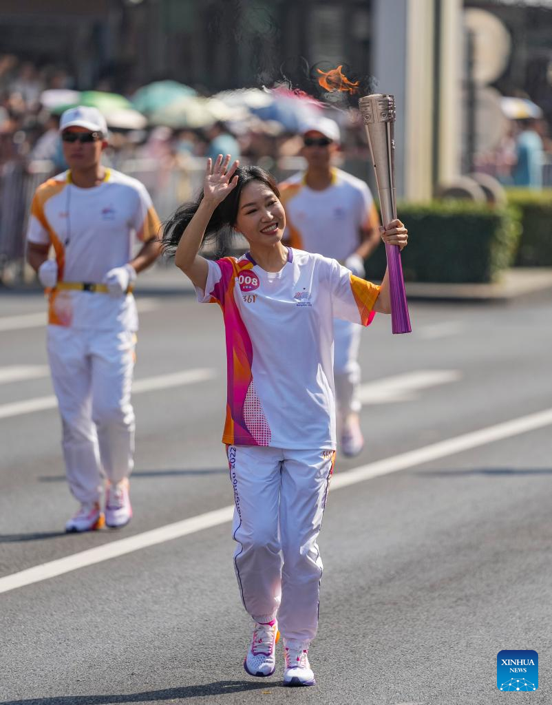 Torch Relay of 19th Asian Games Continues in Quzhou, E China