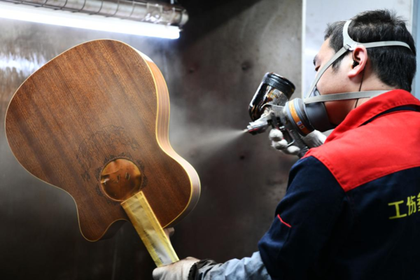 Chinese Guitar-Making Industry Rides on Wave of Belt and Road Initiative