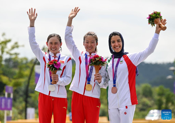 Li Hongfeng Wins Gold of Women's Cross Country Olympic of Cycling Mountain Bike at Hangzhou Asiad