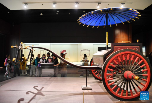 People Participate in Cultural Activities During National Day Holiday Across China