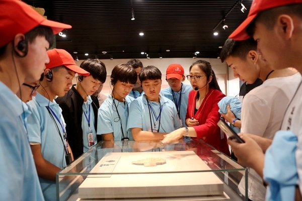 Yang Xiaoyu: Boosting Museum's Role in Promoting China's Fine Traditional Culture