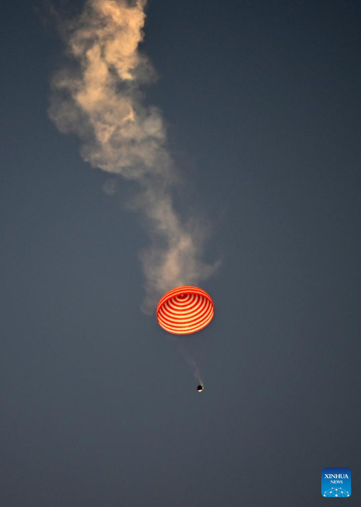 Shenzhou-16 Return Capsule Touches Down on Earth