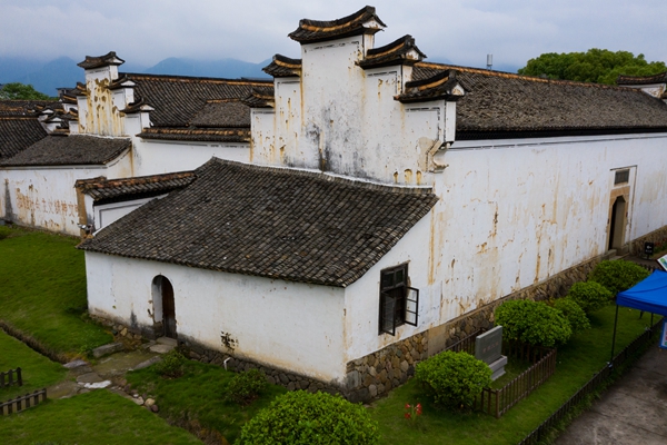 Getting Lost Amongst Ancient Dwellings, Scenery in Songyang