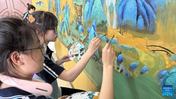 High School Students Recreate Masterpiece on Classroom Walls