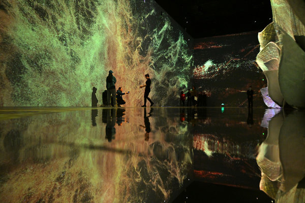 New Immersive Exhibition Adds a Modern Twist to Ancient Grotto Art