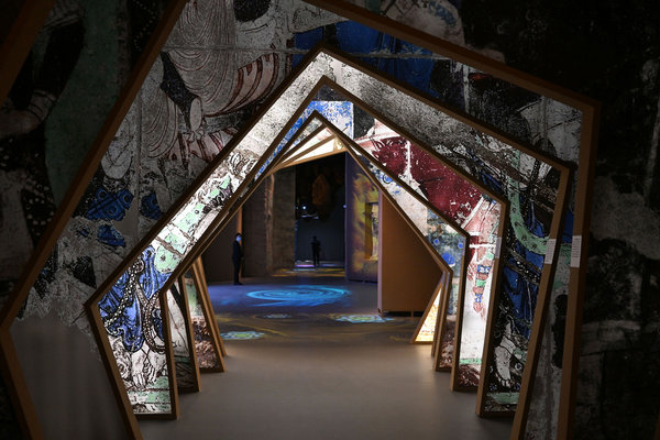 New Immersive Exhibition Adds a Modern Twist to Ancient Grotto Art