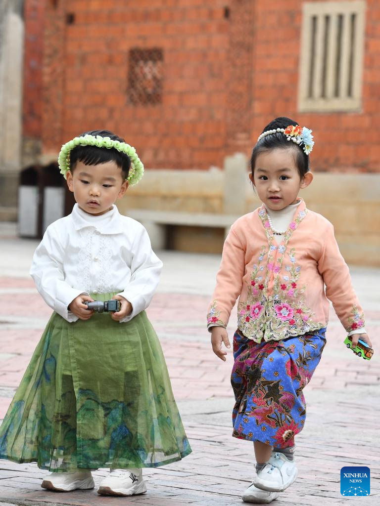 Renovated Homes of Overseas Chinese Preserve Ancestral Bonds