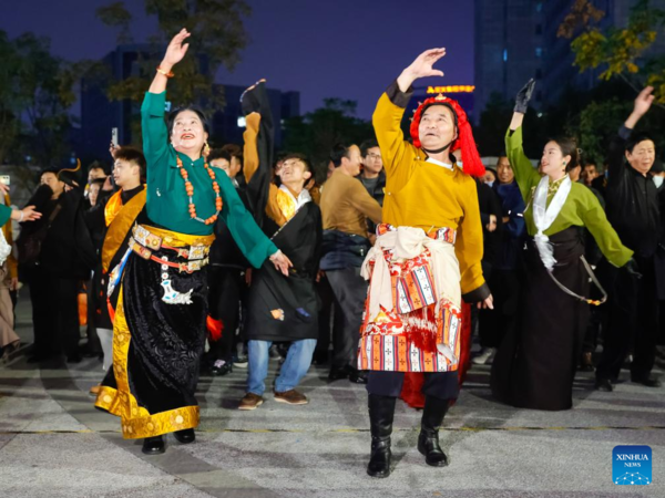 Traditional Tibetan Dance Swings Its Way into Urban Life