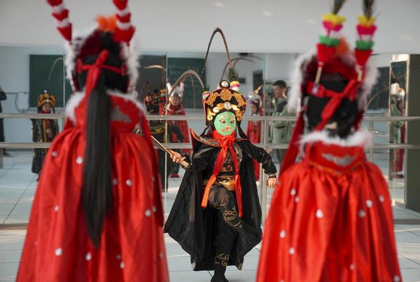 Master of Crafts | Yearender: Intangible Cultural Heritages – Charm of Chinese Culture in the New Era