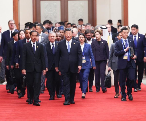 Xinhua Pictures of the Year 2023: Leading China