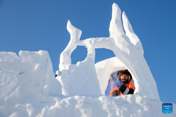 International Snow Sculpture Competition Held in Harbin