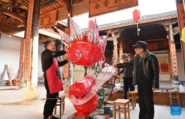 Various Events Held Across China to Celebrate Upcoming Chinese Lunar New Year